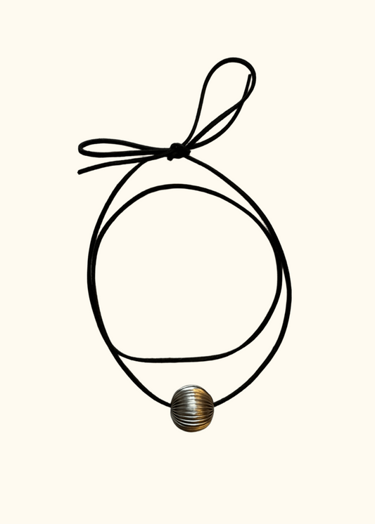 bola necklace