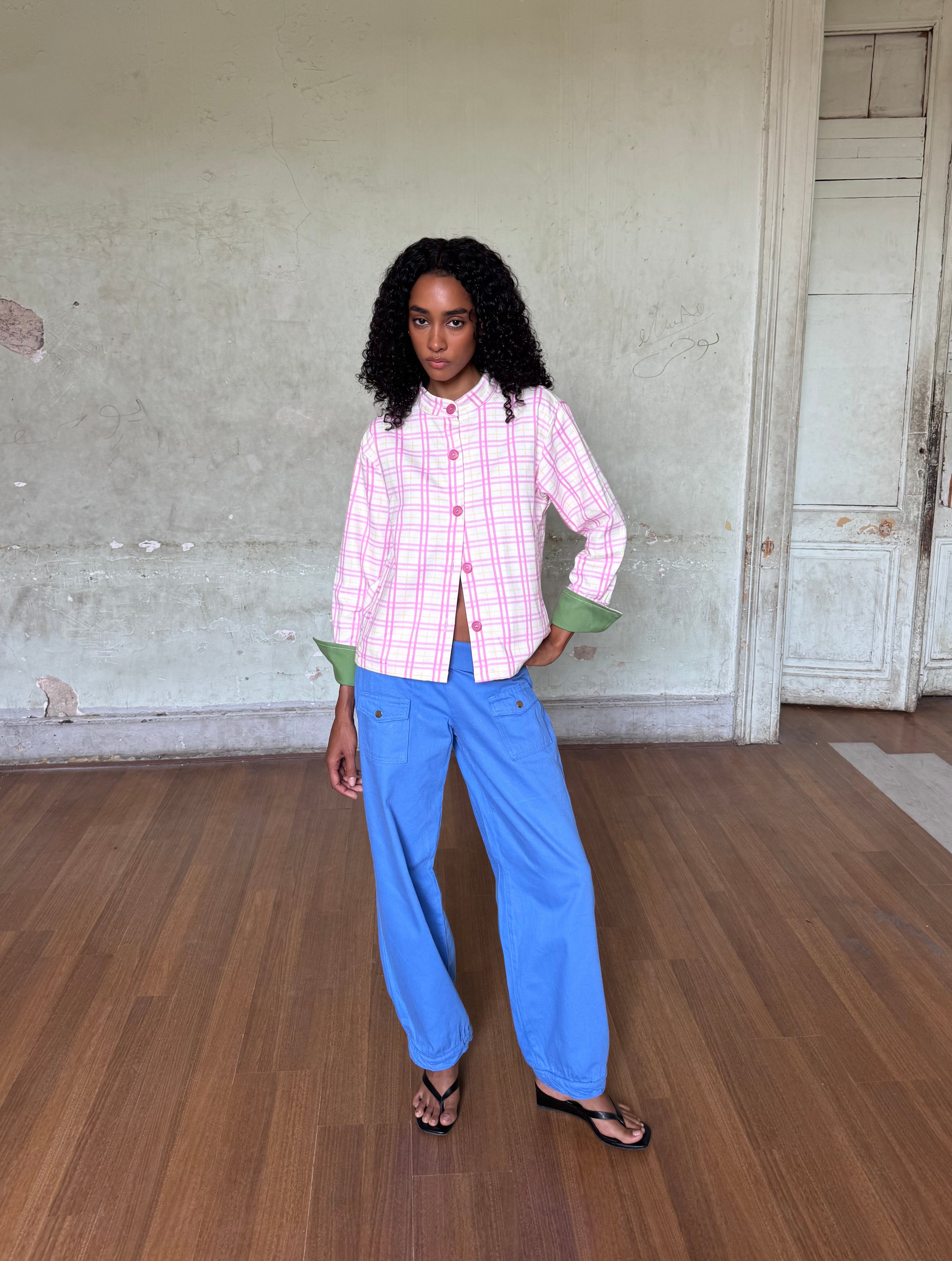 model is 1.69m (5'55'') & wears S