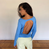 model is 1.73m (5'57'') & wears S-M