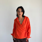 model is 1.65m (5'4'') & wears S